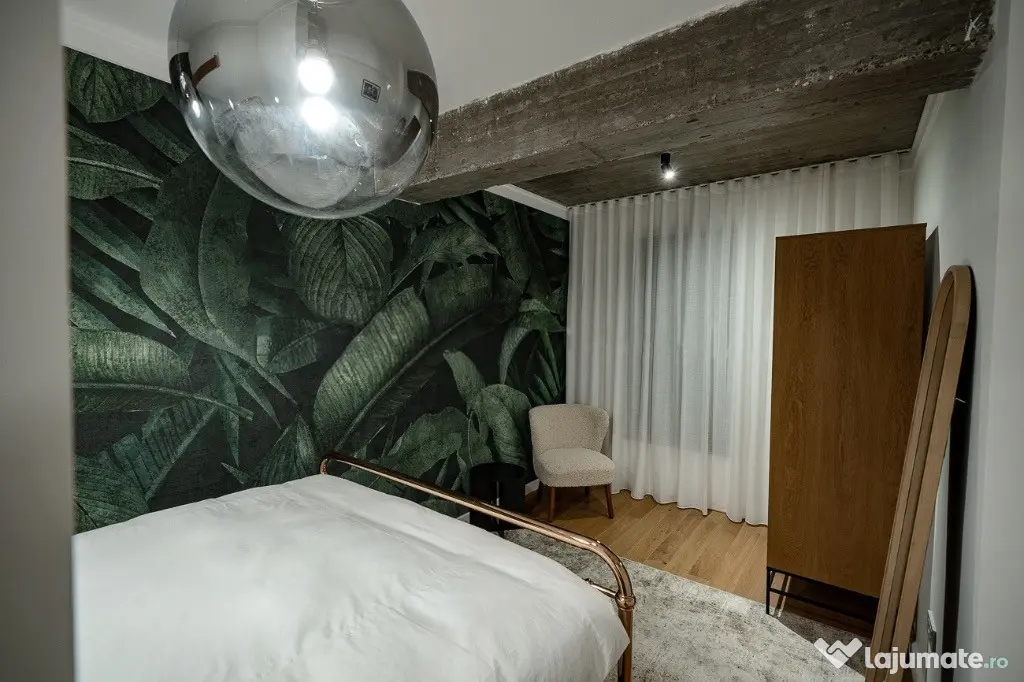 Vand Apartament 3 Camere Cladirea Stela, Nicolae Balcescu 80A