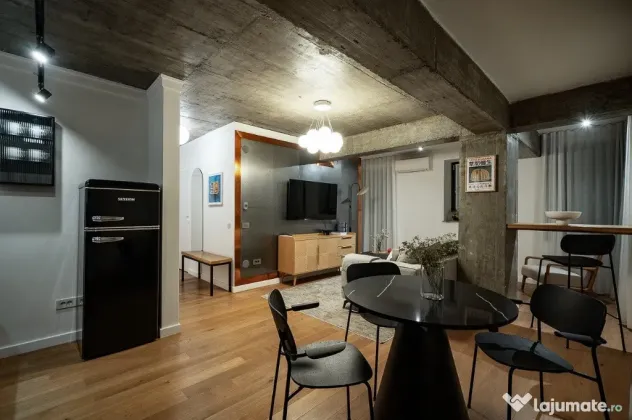 Vand Apartament 3 Camere Cladirea Stela, Nicolae Balcescu 80A