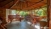 Pensiune la cheie cu locuință separată - Casa Terzea -...