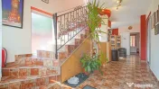 Pensiune la cheie cu locuință separată - Casa Terzea -...