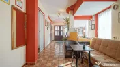 Pensiune la cheie cu locuință separată - Casa Terzea -...