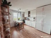 Apartament 2 camere, 48 mp, balcon, et intermediar, zona Iul