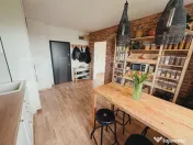 Apartament 2 camere, 48 mp, balcon, et intermediar, zona Iul