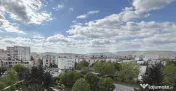 Apartament 2 camere, 48 mp, balcon, et intermediar, zona Iul