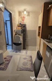 Apartament 3 camere decomandat etaj1/ Berceni