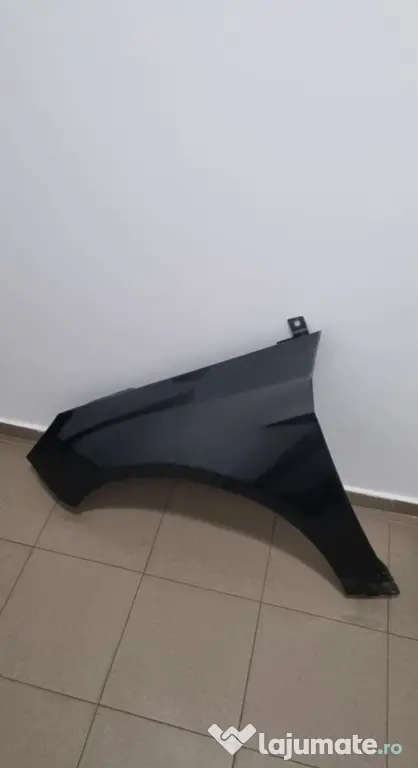Aripa față stanga ford focus