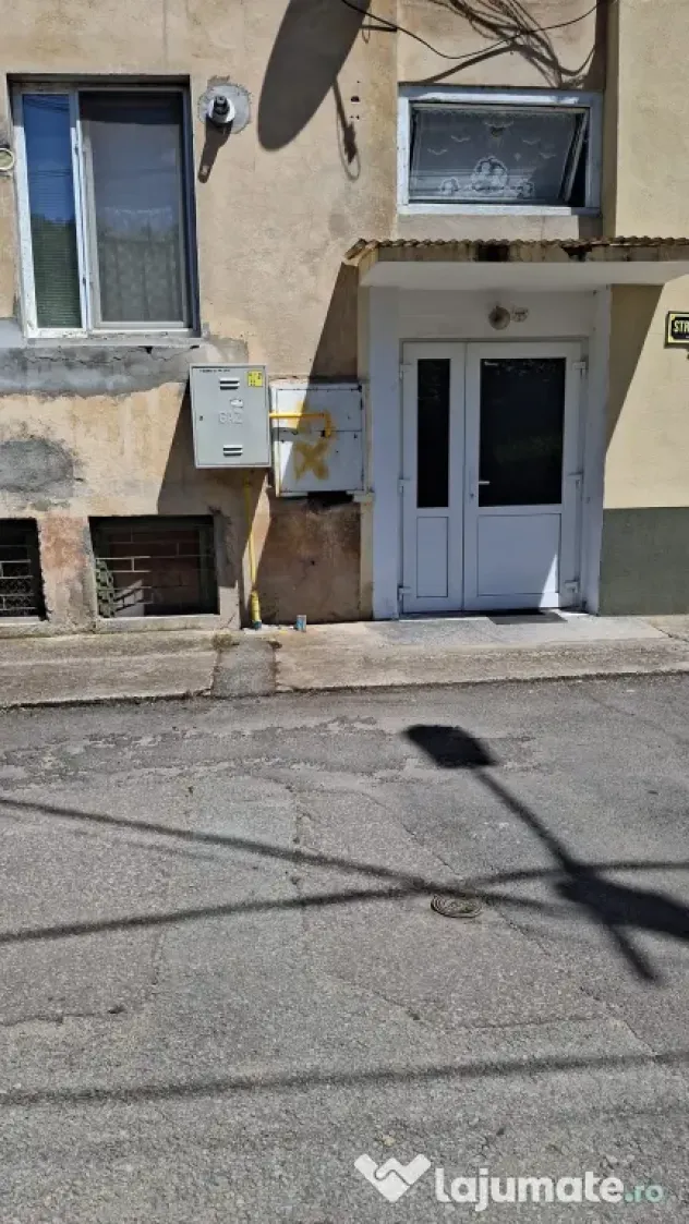 Vind garsonieră
