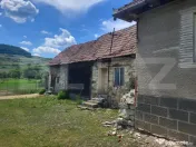 Casa in Cornesti jud Cluj cu tern aferent 4200mp 