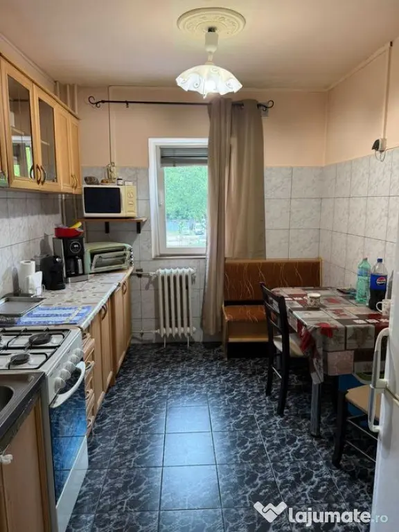 Bloc Izolat Etaj 1 Complex Studentesc Olimpia