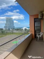 DE VÂNZARE APARTAMENT 3 CAMERE ZONA CLUBURI MAMAIA 