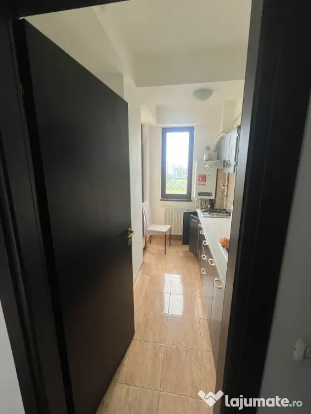 DE VÂNZARE APARTAMENT 3 CAMERE ZONA CLUBURI MAMAIA
