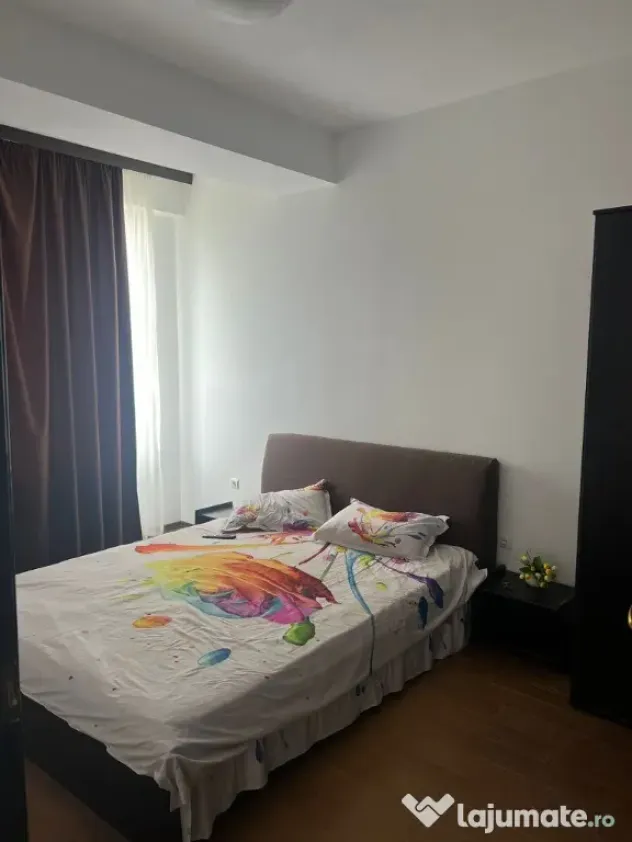 DE VÂNZARE APARTAMENT 3 CAMERE ZONA CLUBURI MAMAIA