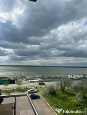 DE VÂNZARE APARTAMENT 3 CAMERE ZONA CLUBURI MAMAIA 