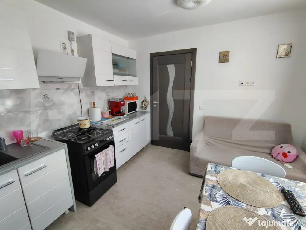 Casa individuala 70 mp, teren 926 mp, in Gădălin, Comuna J