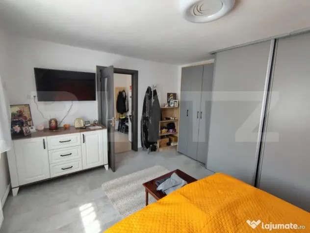 Casa individuala 70 mp, teren 926 mp, in Gădălin, Comuna J