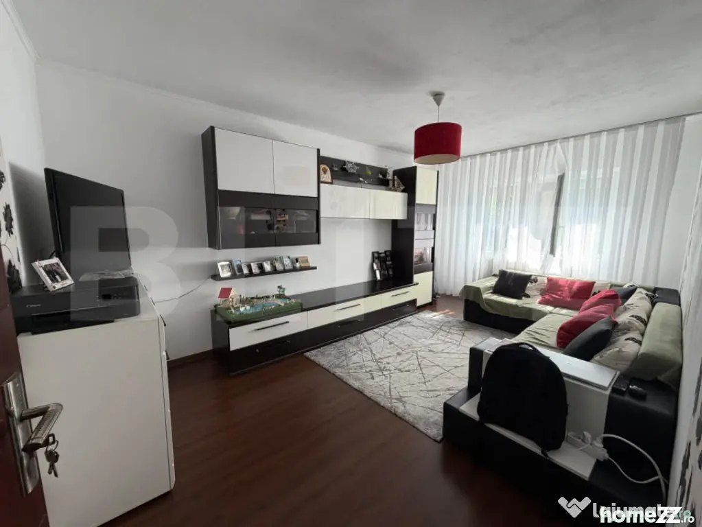Apartament modern cu 3 camere, de inchiriat