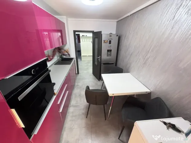 Apartament 3 camere zona Inel 1 Renovat Total cu Centrala...