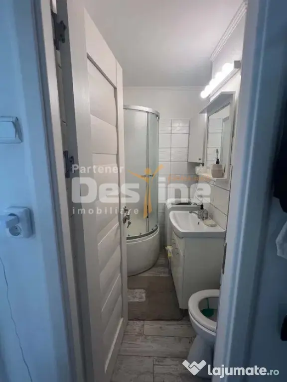 APARTAMENT 2 CAMERE SPATIOS, MOBILAT SI UTILAT MODERN