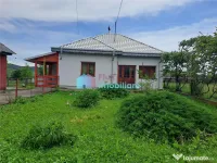 Casa teren in Malini