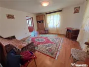Casa cu teren in Malini