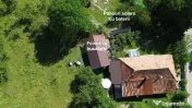 Casă de vânzare in natura la tara - Mihaesti 