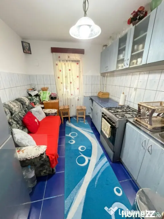 Apartament cu doua camere, semidecomandat, etaj 1, zona Buco - Botosani (Botosani)