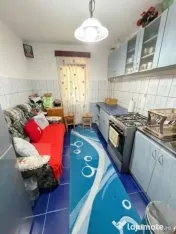 Apartament cu doua camere, semidecomandat, etaj 1 ,Zona Buco 