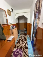 Apartament cu doua camere, semidecomandat, etaj 1 ,Zona Buco 