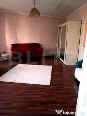 Casa spațioasă cu teren generos în Mândra, Brașov — g 
