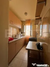 Apartament 2 camere, etaj 3, zona micro 3