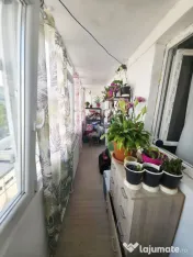 Apartament cu 4 camere de vânzare în zona Maratei 