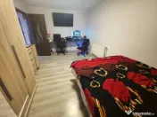 Apartament cu 4 camere de vânzare în zona Maratei 