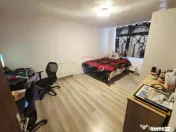 Apartament cu 4 camere de vânzare în zona Maratei