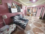 Apartament cu 4 camere de vânzare în zona Maratei