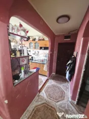 Apartament cu 4 camere de vânzare în zona Maratei