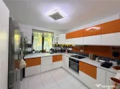 Casa de vanare , 4 camere , mobilat utilat