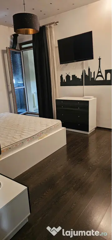 Închiriez apartament în Cartierul Latin