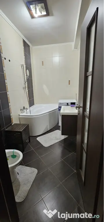 Închiriez apartament în Cartierul Latin