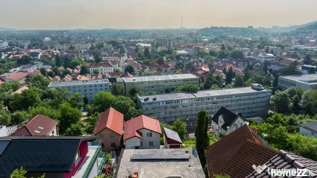 Casă cu potențial investițional pe Str. Căprioarei, B... - Brasov (Brasov)