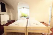 Apartament / spatiu comercial pe 3 nivele, ultracentral, 103
