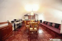 Apartament / spatiu comercial pe 3 nivele, ultracentral, 103