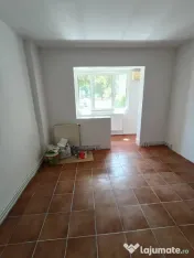 Apartament 2 camere Viziru 1 parter .Liber. 