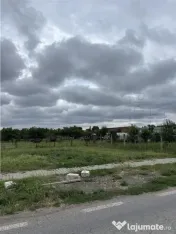 Teren- MOSNITA VECHE- TOATE UTIL. strada ASFALTATA cu un f 