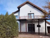 VILA GENEROASA CU 5 CAMERE IN MOSNITA NOUA - 220 MP UTILI - 