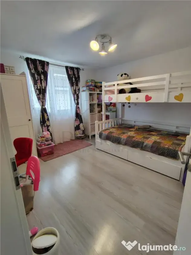 GIROC - Duplex separat - Toate utilitatile - Mobilat - 4 Cam