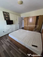 Vând apartament spațios cu 3 camere, 70 mp, Reghin 