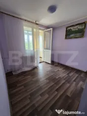 Vând apartament spațios cu 3 camere, 70 mp, Reghin 