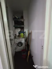 Vând apartament spațios cu 3 camere, 70 mp, Reghin 