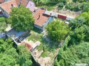 Casă de renovat sau demolat, cu teren de 601 mp, în Arad 