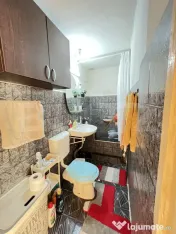 Apartament 2 camere et.1 de vânzare – Strada Decebal 